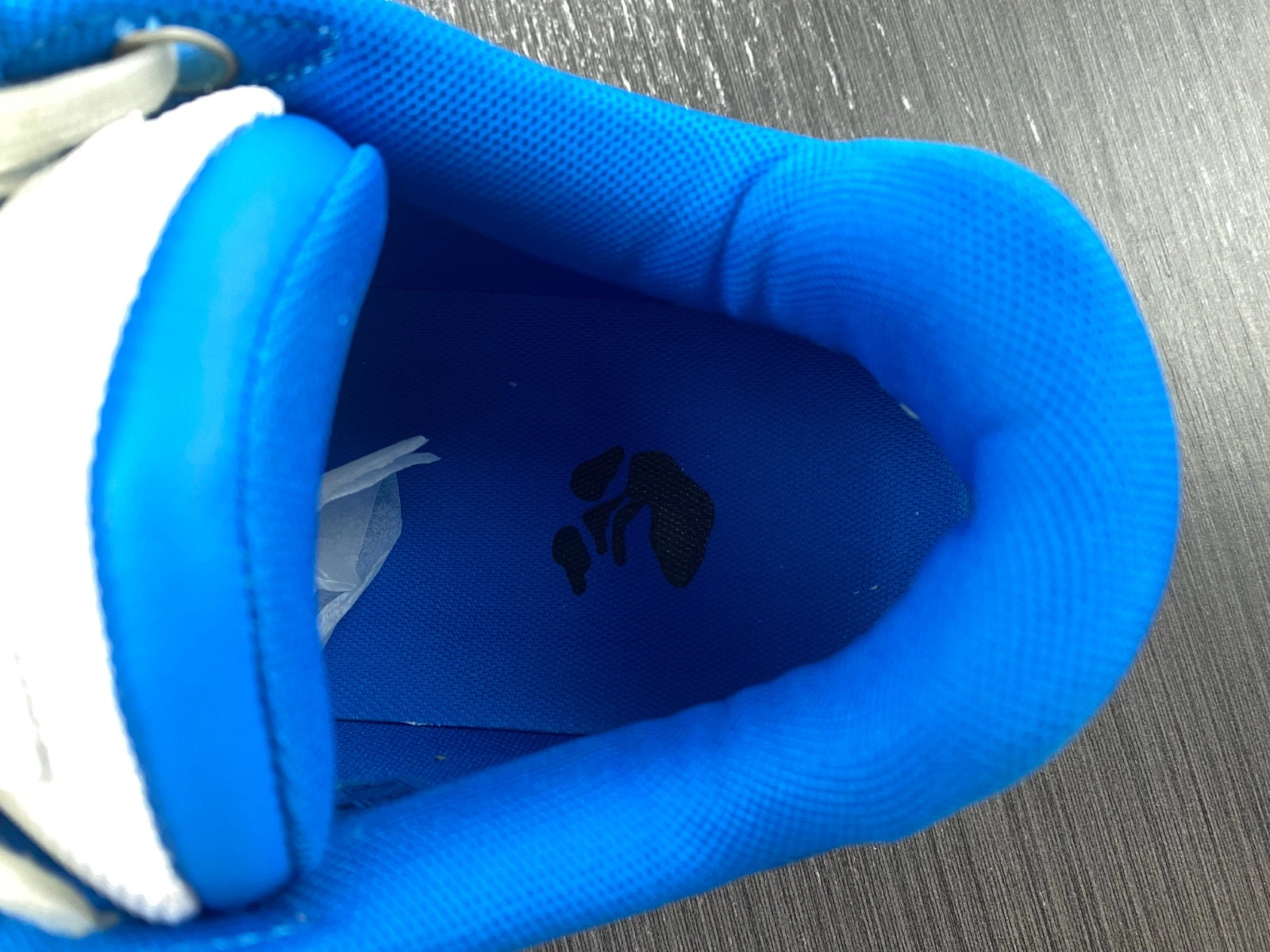 OWT  OUT OF OFFICE SNEAKERS