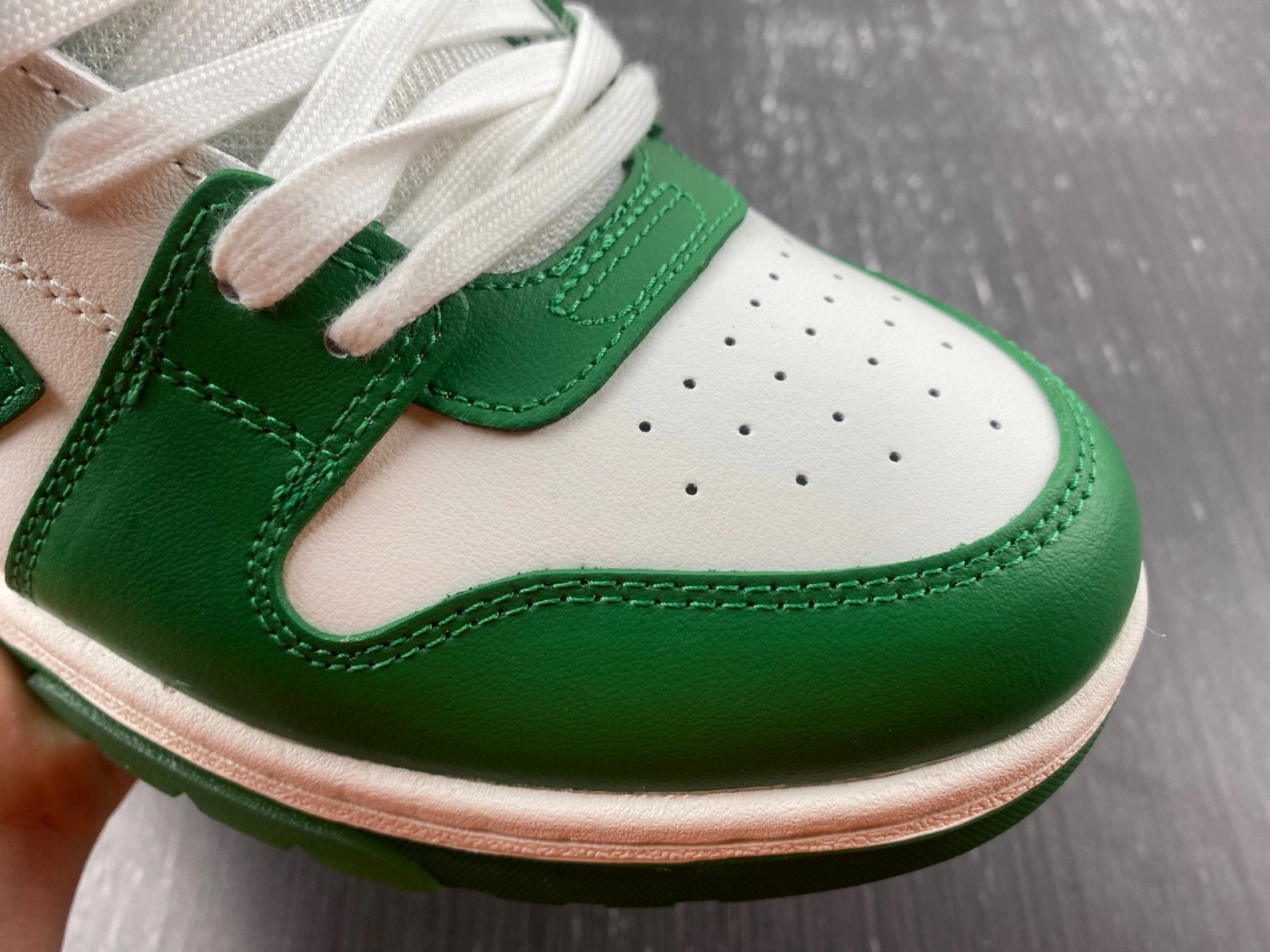 OWT  OUT OF OFFICE SNEAKERS