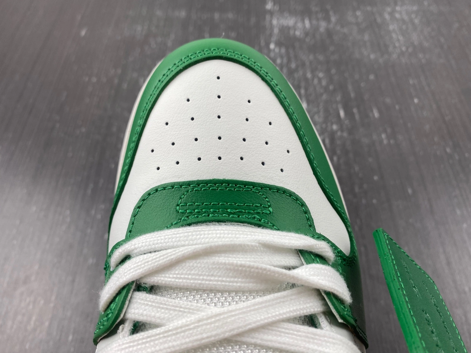 OWT  OUT OF OFFICE SNEAKERS