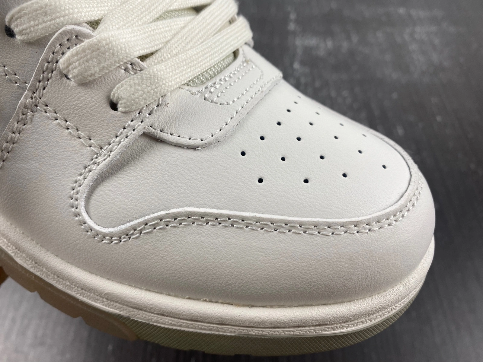 OWT  OUT OF OFFICE SNEAKERS