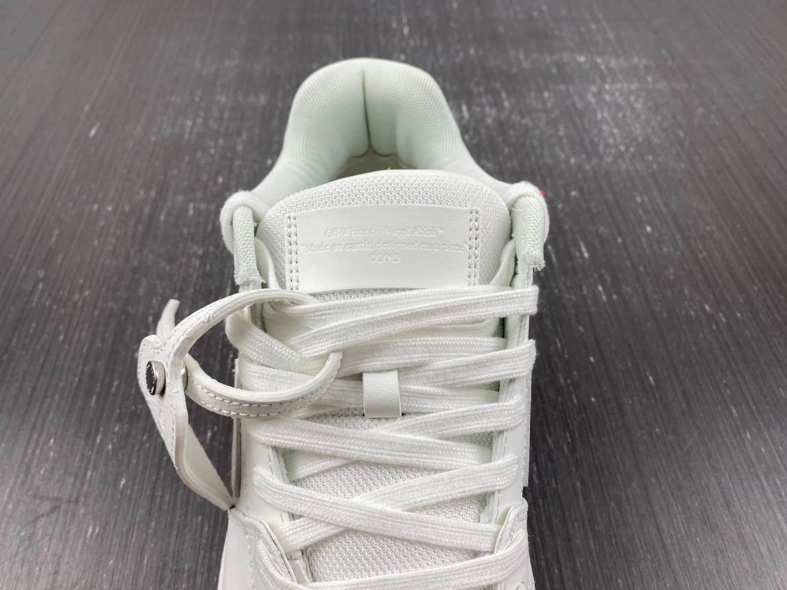 OWT  OUT OF OFFICE SNEAKERS