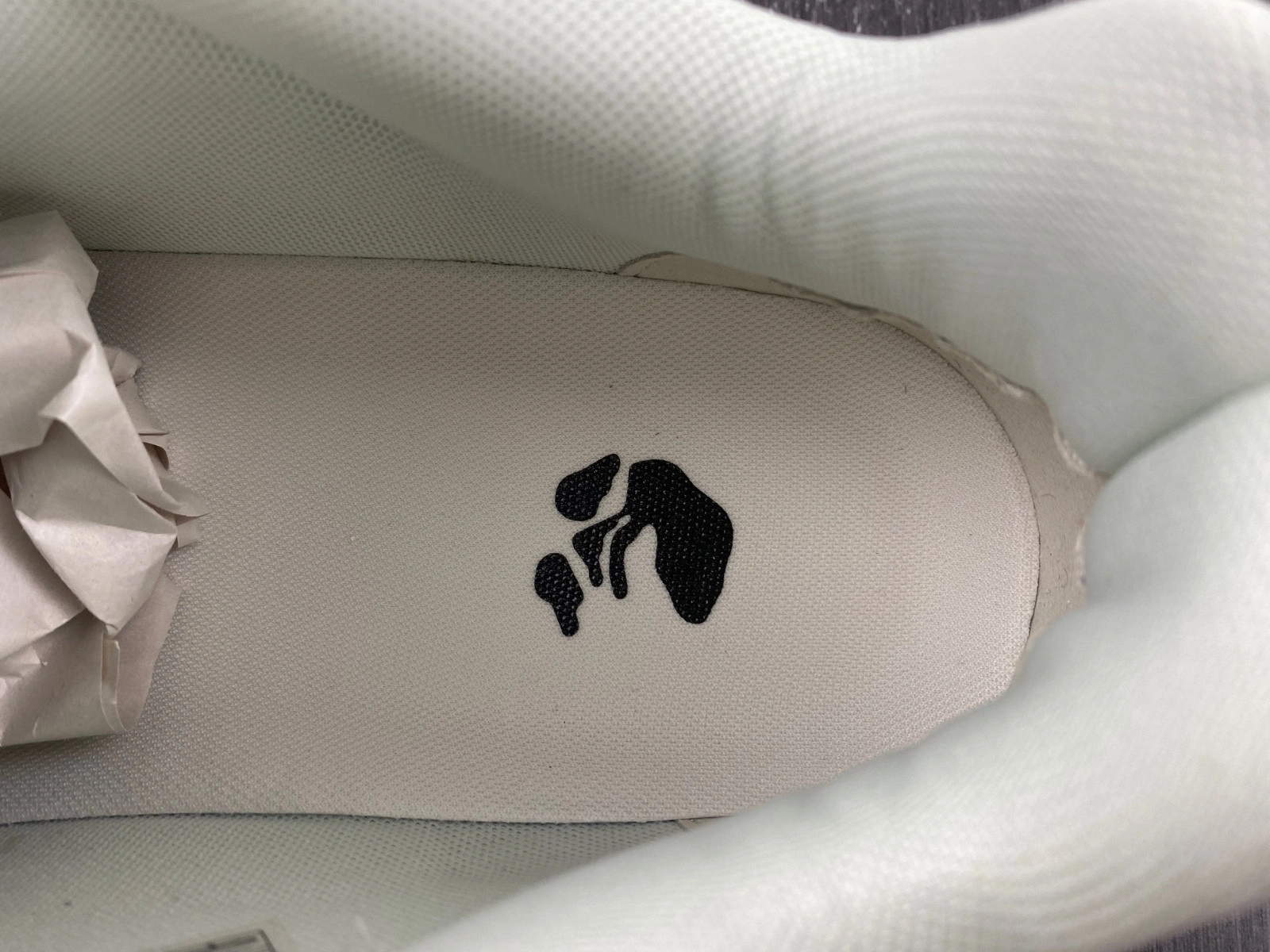 OWT  OUT OF OFFICE SNEAKERS