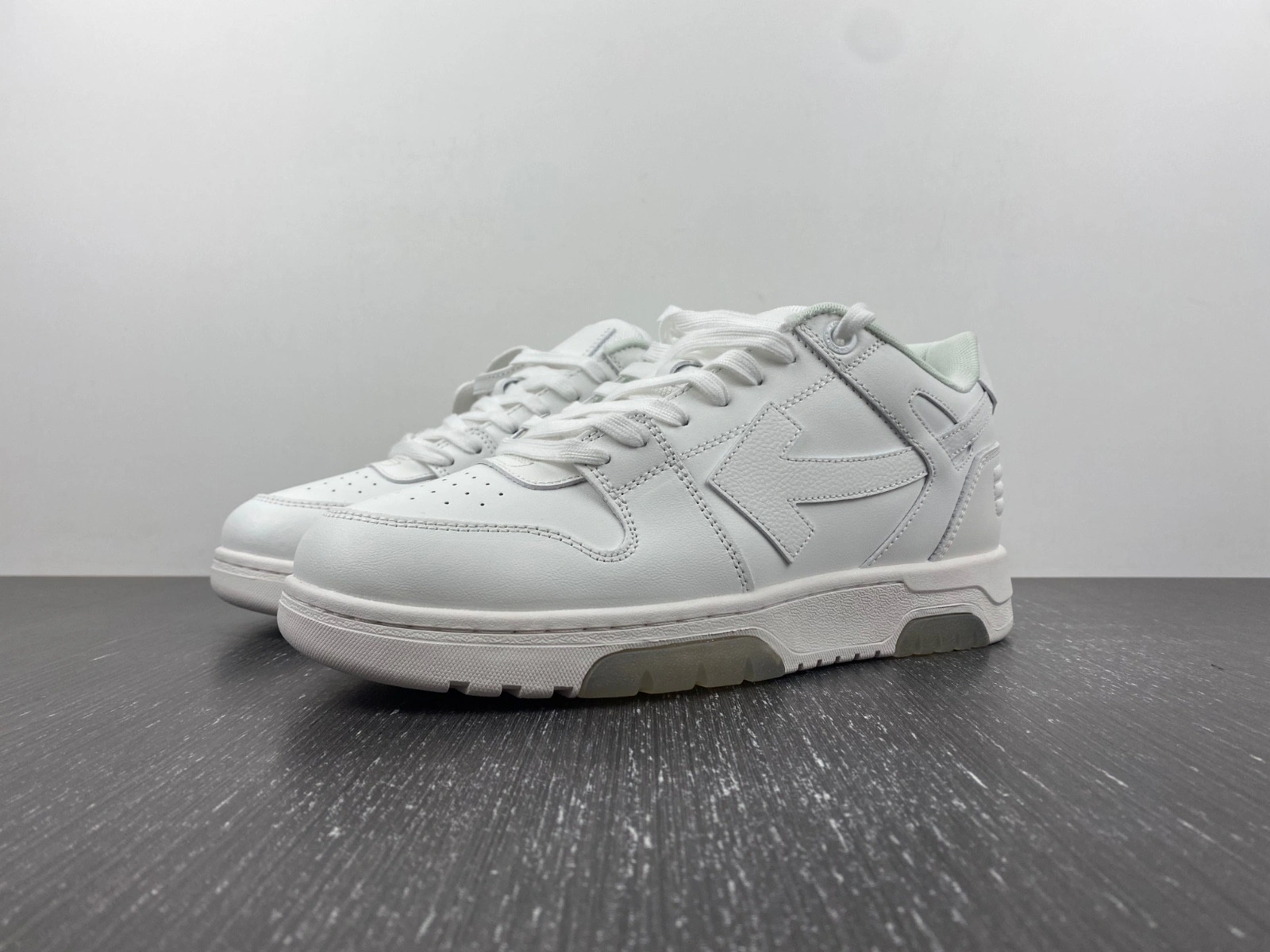 OWT  OUT OF OFFICE SNEAKERS