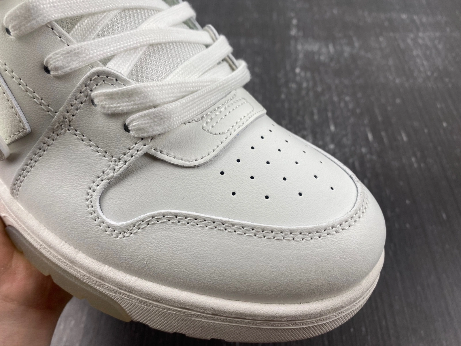 OWT  OUT OF OFFICE SNEAKERS