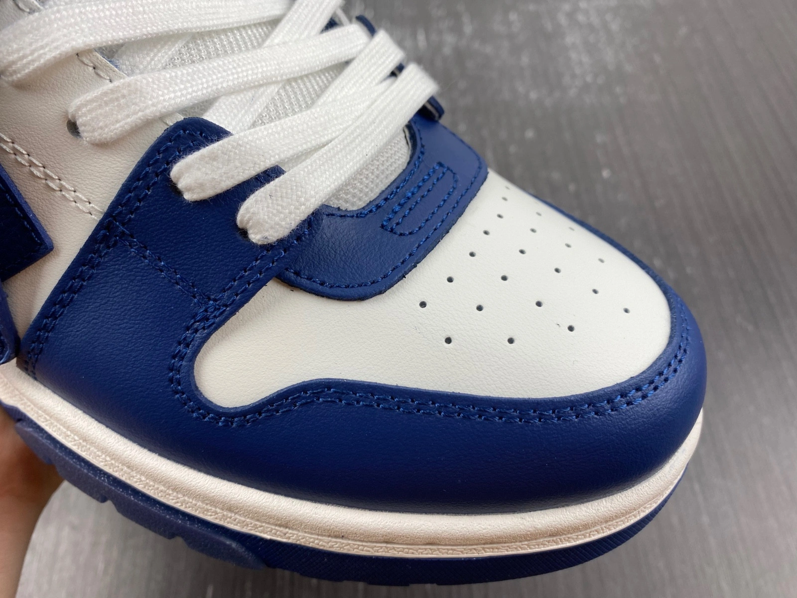 OWT  OUT OF OFFICE SNEAKERS