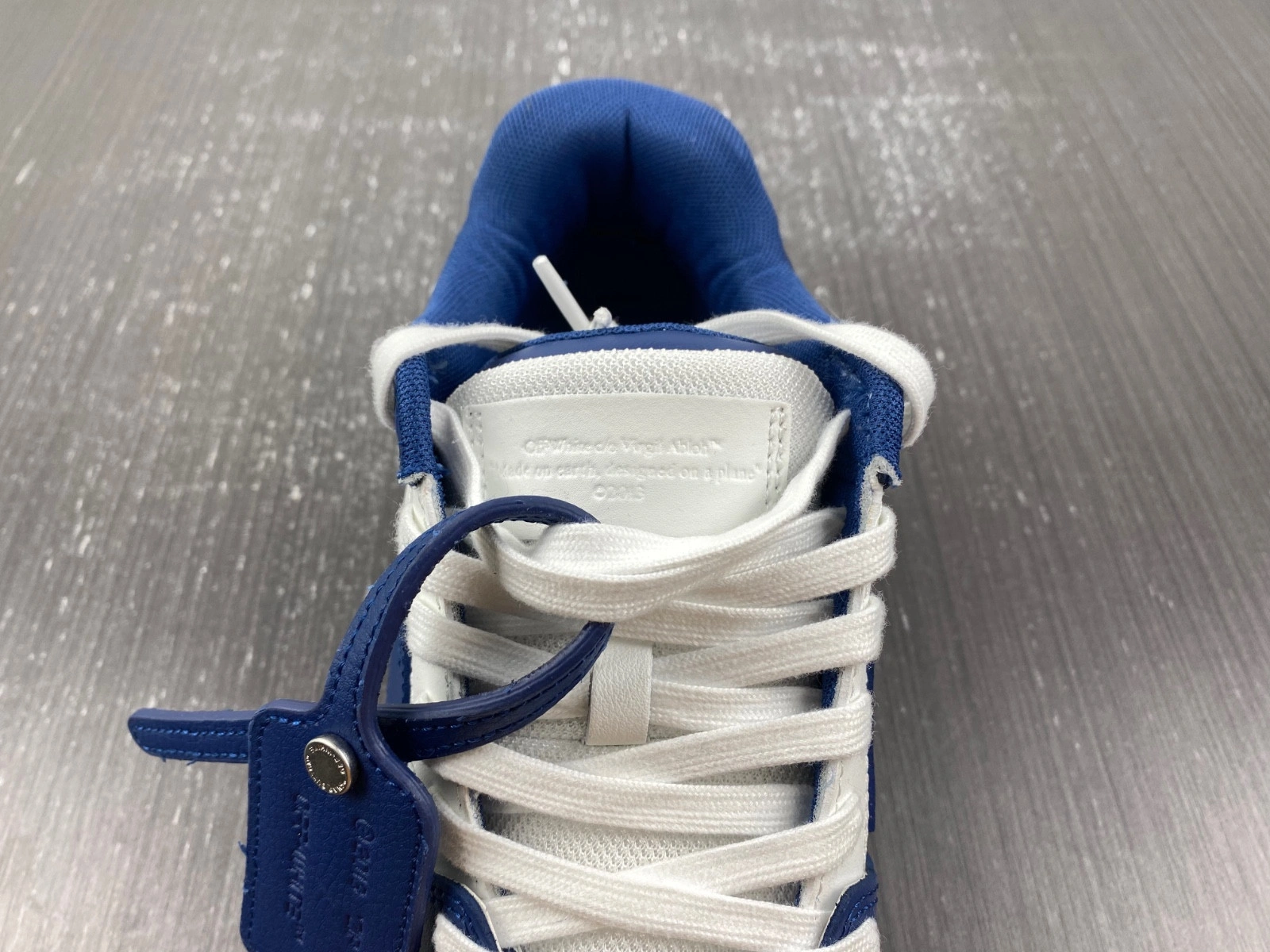 OWT  OUT OF OFFICE SNEAKERS