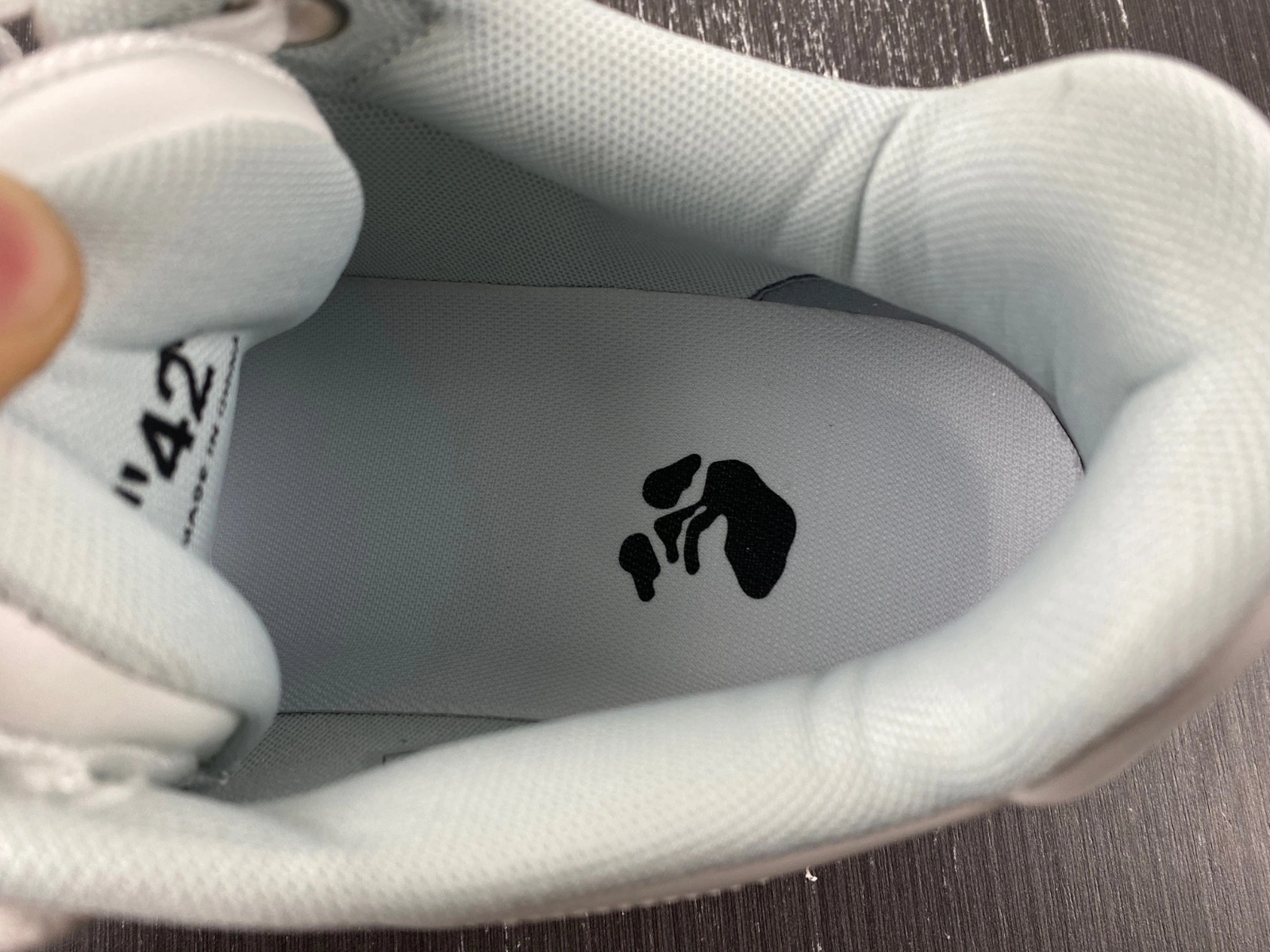OWT  OUT OF OFFICE SNEAKERS