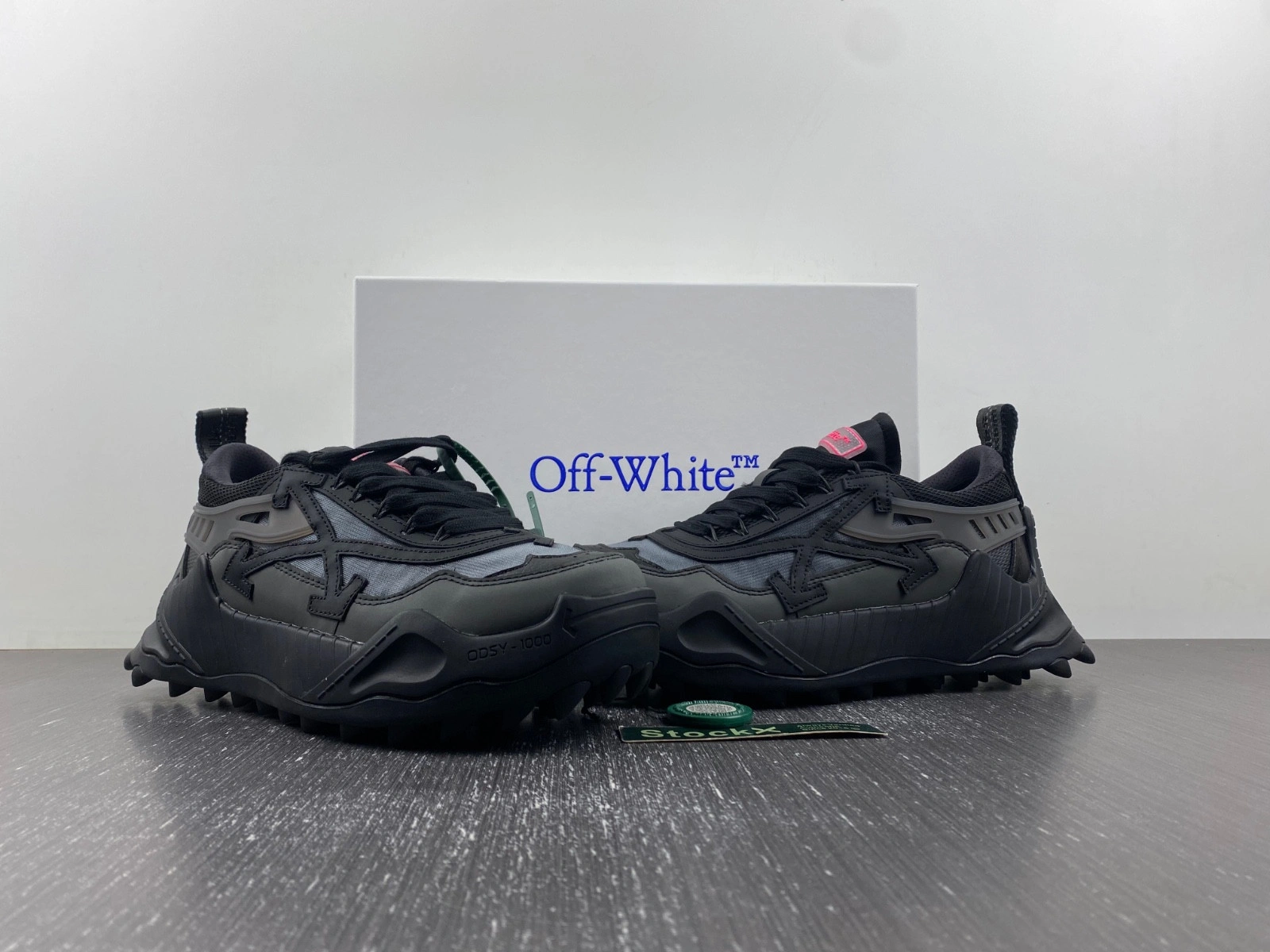 OWT 19FW ODSY-1000 SNEAKERS