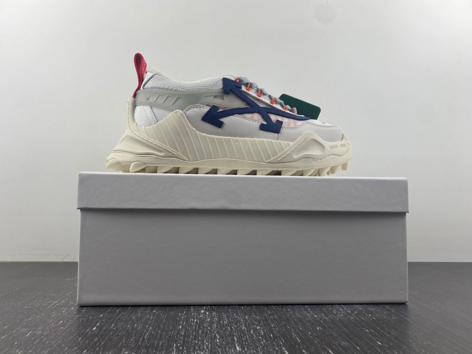 OWT 19FW ODSY-1000 SNEAKERS