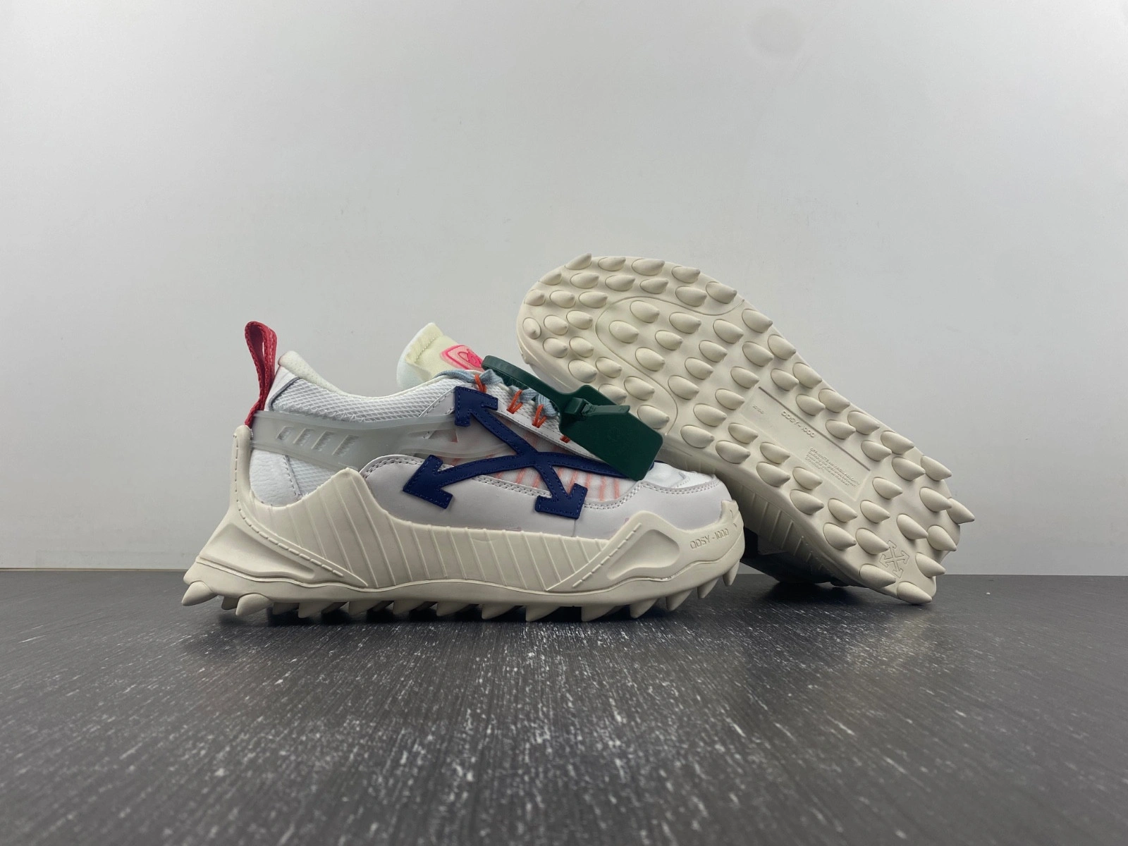 OWT 19FW ODSY-1000 SNEAKERS