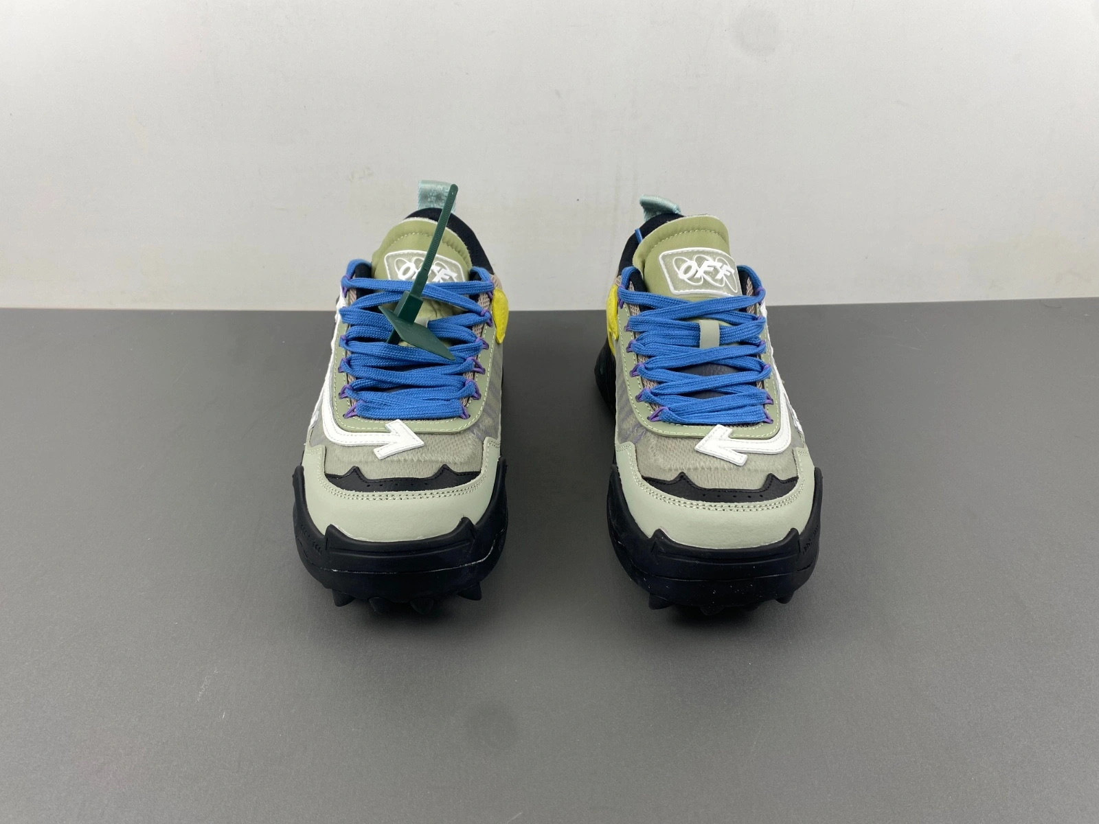 OWT 19FW ODSY-1000 SNEAKERS