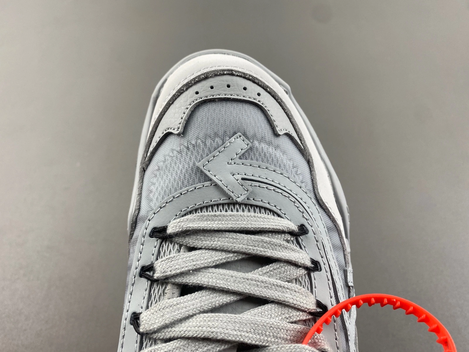 OWT 19FW ODSY-1000 SNEAKERS
