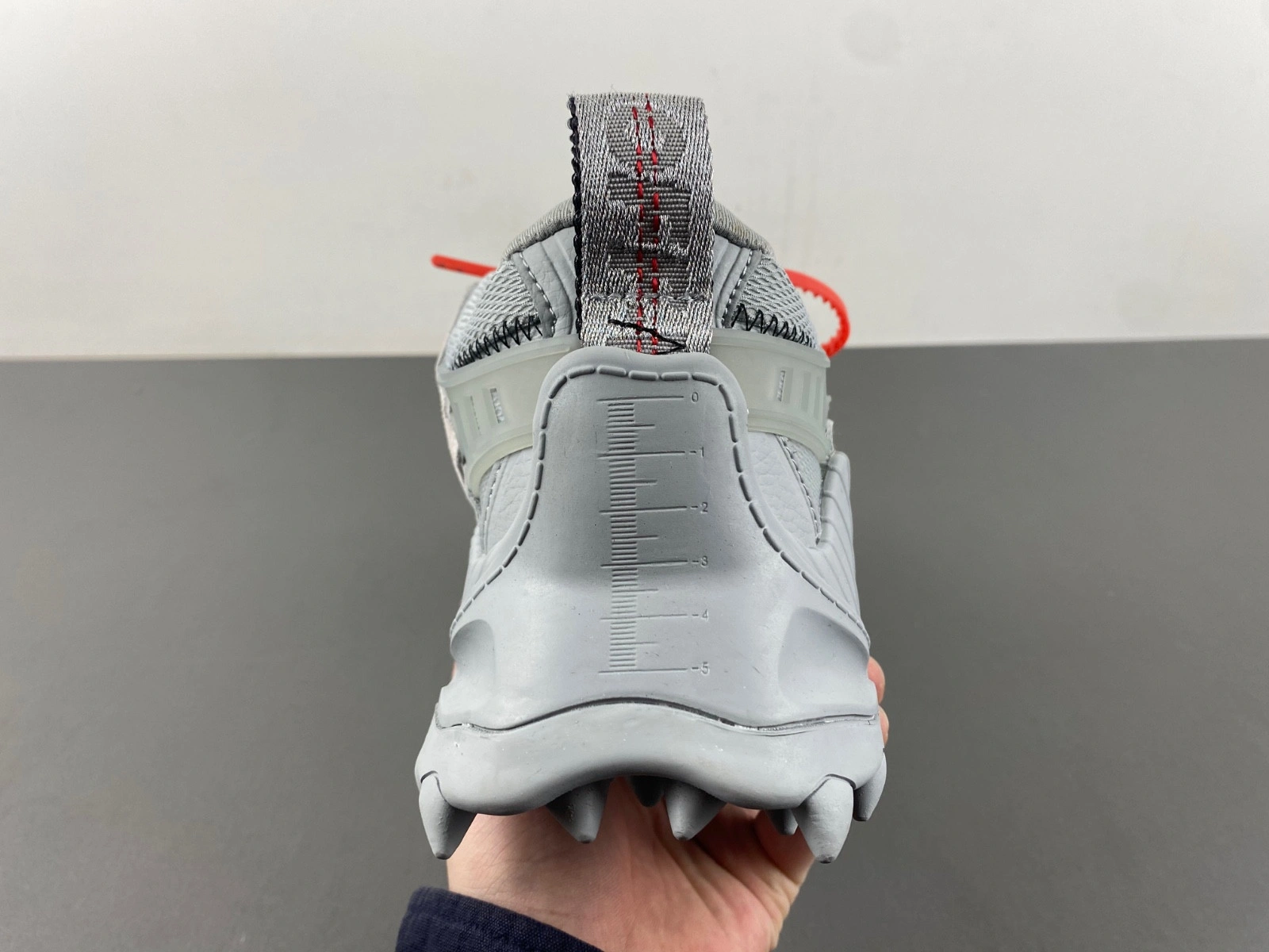 OWT 19FW ODSY-1000 SNEAKERS