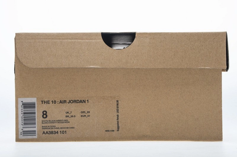 OWT NIKE Air Jordan 1 retro chicago  AA3834-101