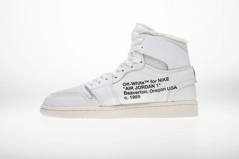 OWT NIKE Air Jordan 1 retro high White  AQ0818-100