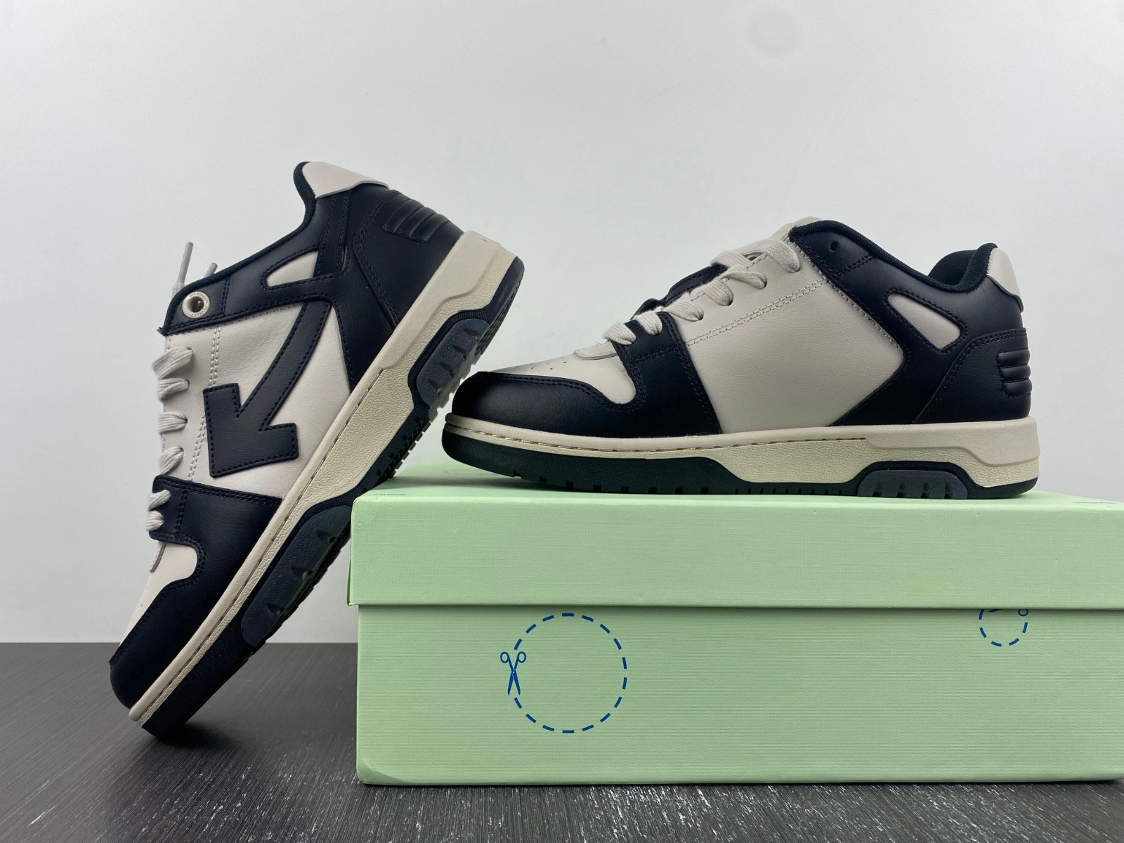 OWT OUT OF OFFICE SNEAKERS