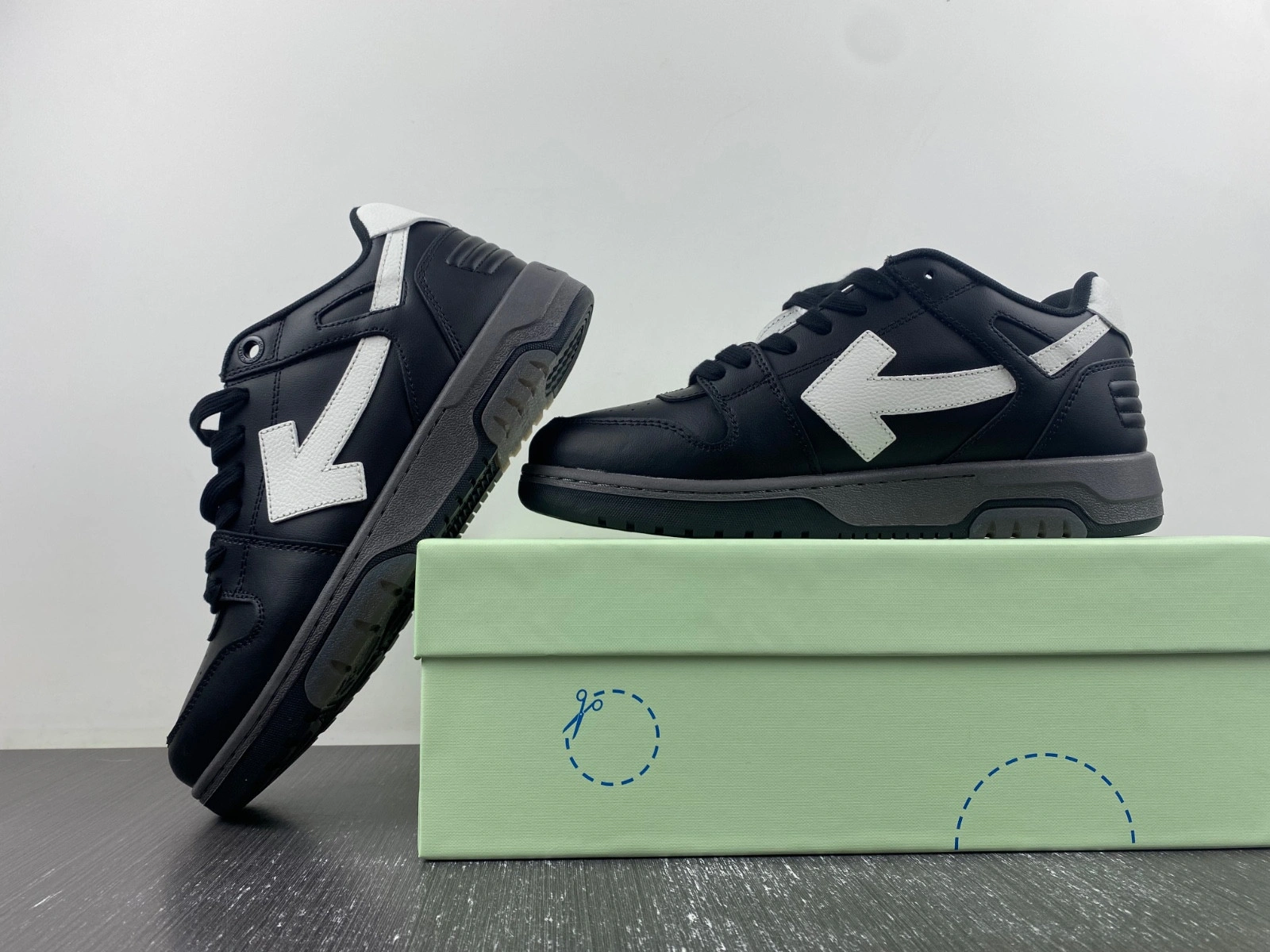 OWT OUT OF OFFICE SNEAKERS