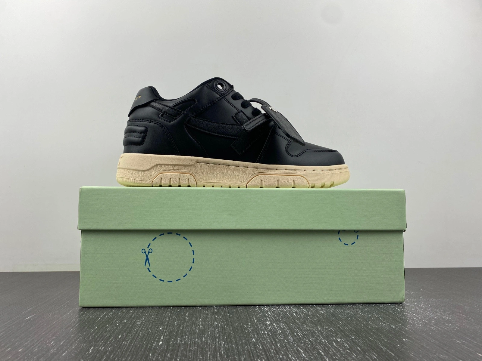 OWT OUT OF OFFICE SNEAKERS
