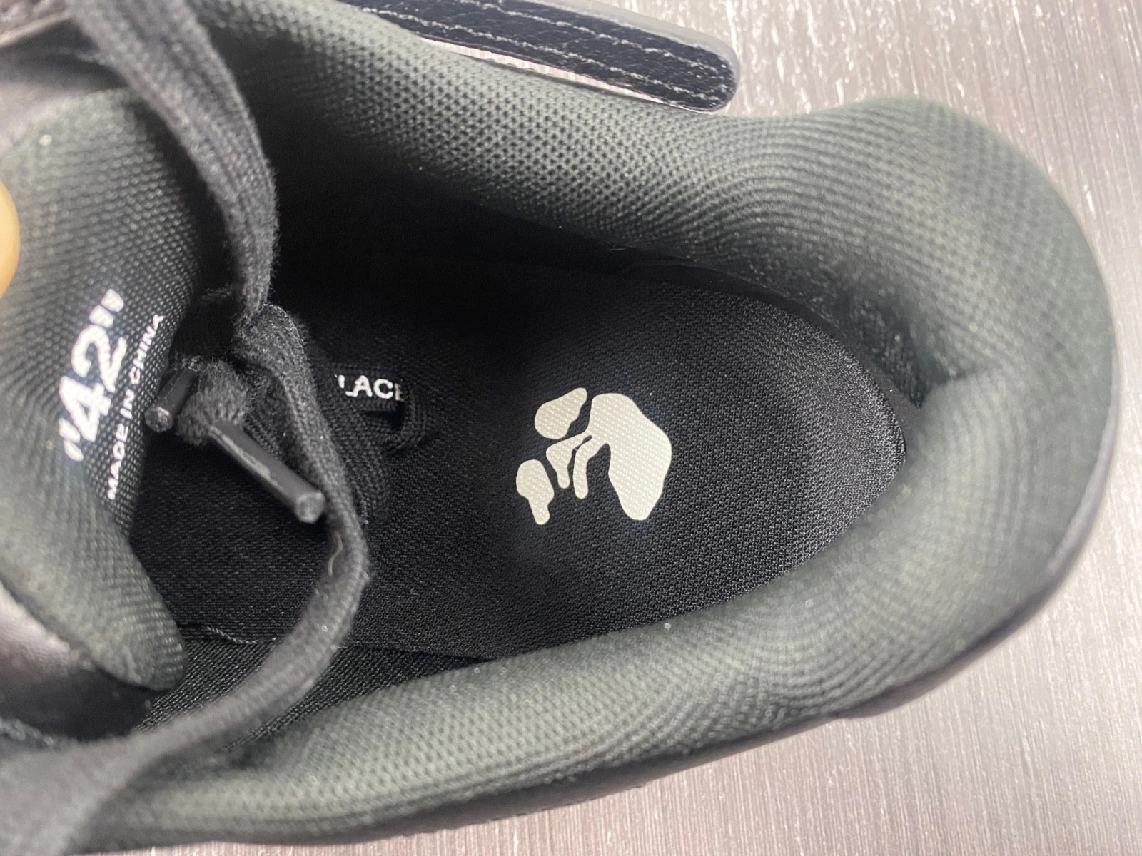 OWT OUT OF OFFICE SNEAKERS