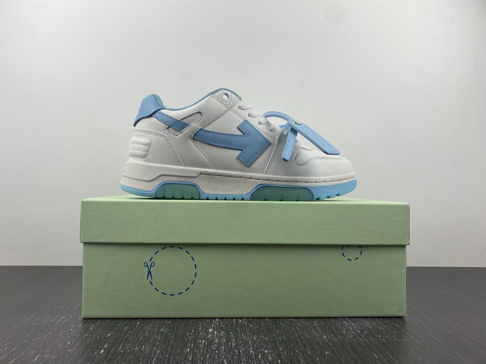 OWT OUT OF OFFICE SNEAKERS