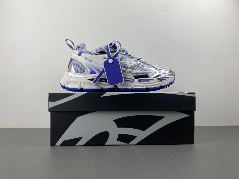OWT Ow Be Right Back Sneakers