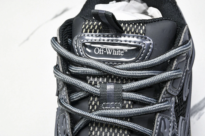 OWT Ow Be Right Back Sneakers
