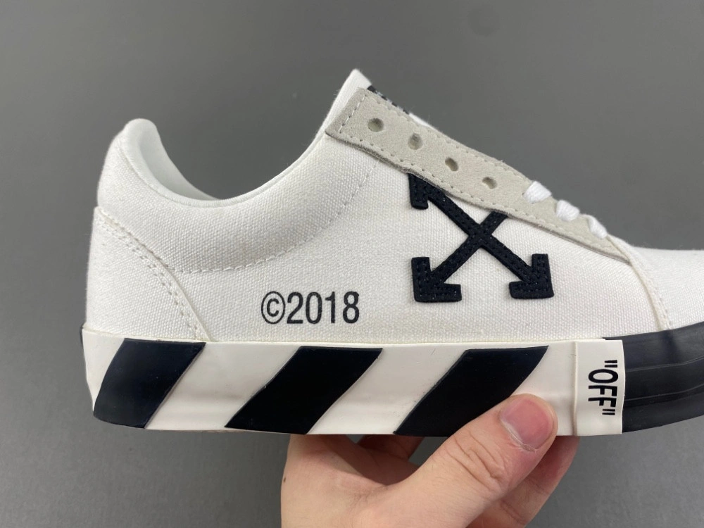 OWT c o Virgil Abloh Vulc Low Top Sneaker