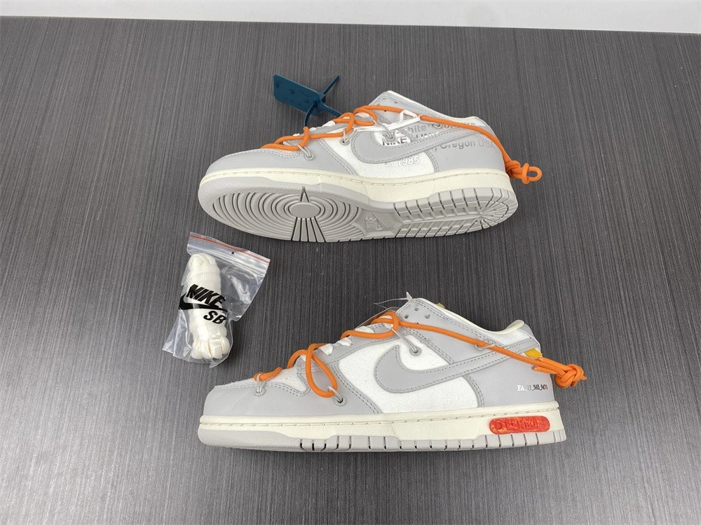OWT x Dunk Low 'Lot 44 of 50' - Nike - DM1602 104