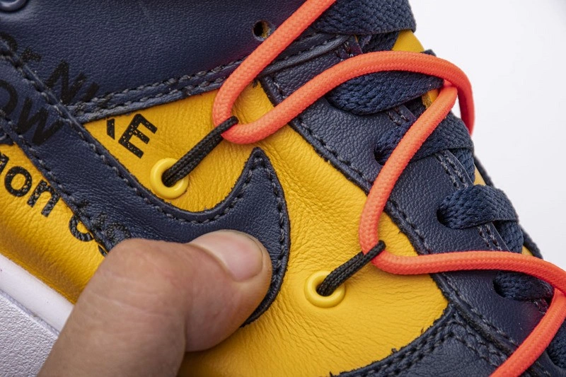 OWTx Nike Dunk SB Low White Michigan  CT0856-700