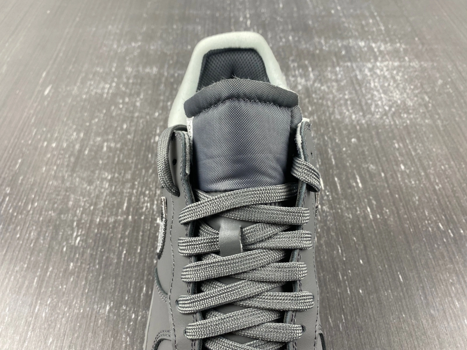 Off-White™ x Nike Air Force 1  DX1419-500