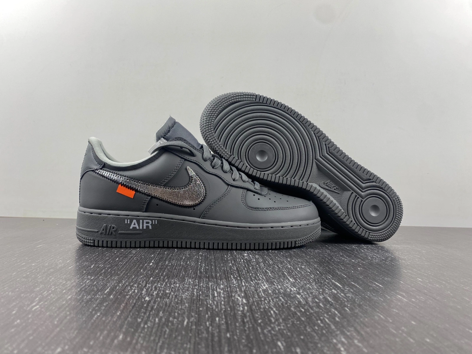 Off-White™ x Nike Air Force 1  DX1419-500