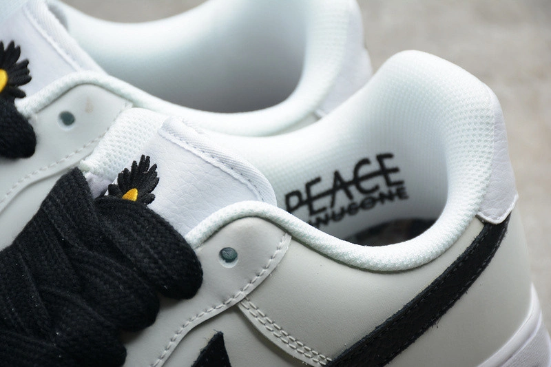 PEACEMINUSONE X AIR FORCE 1 PARA-NOISE WHITE BLACK   DD3223-100