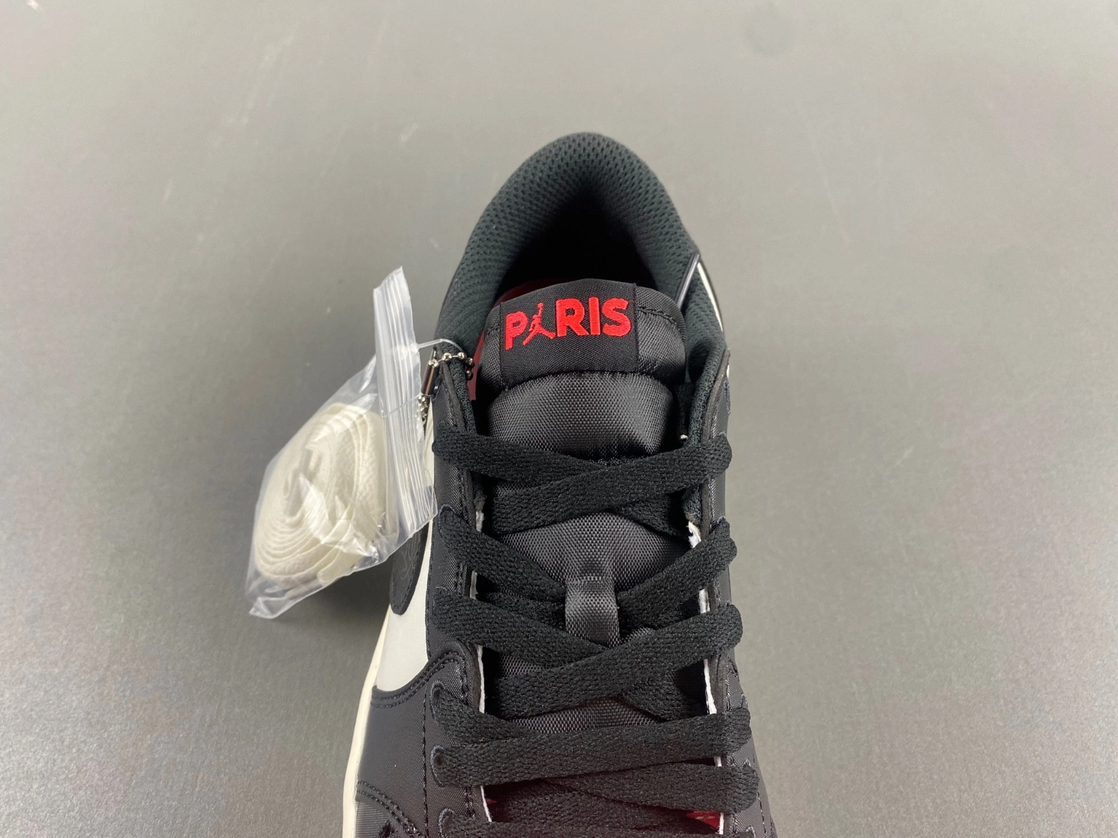 PSG x Air Jordan 1 Low OG  HF8828-100