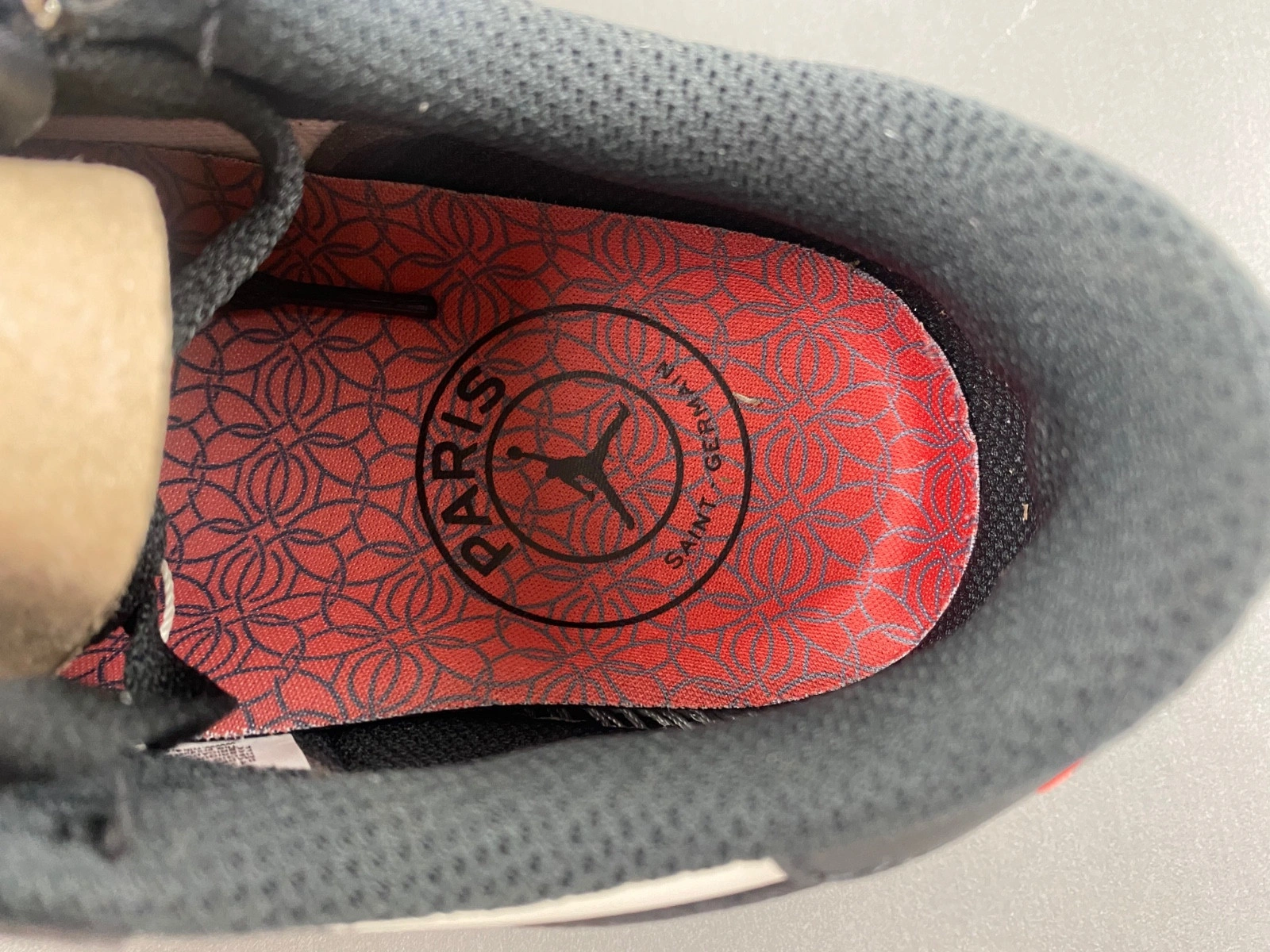 PSG x Air Jordan 1 Low OG  HF8828-100