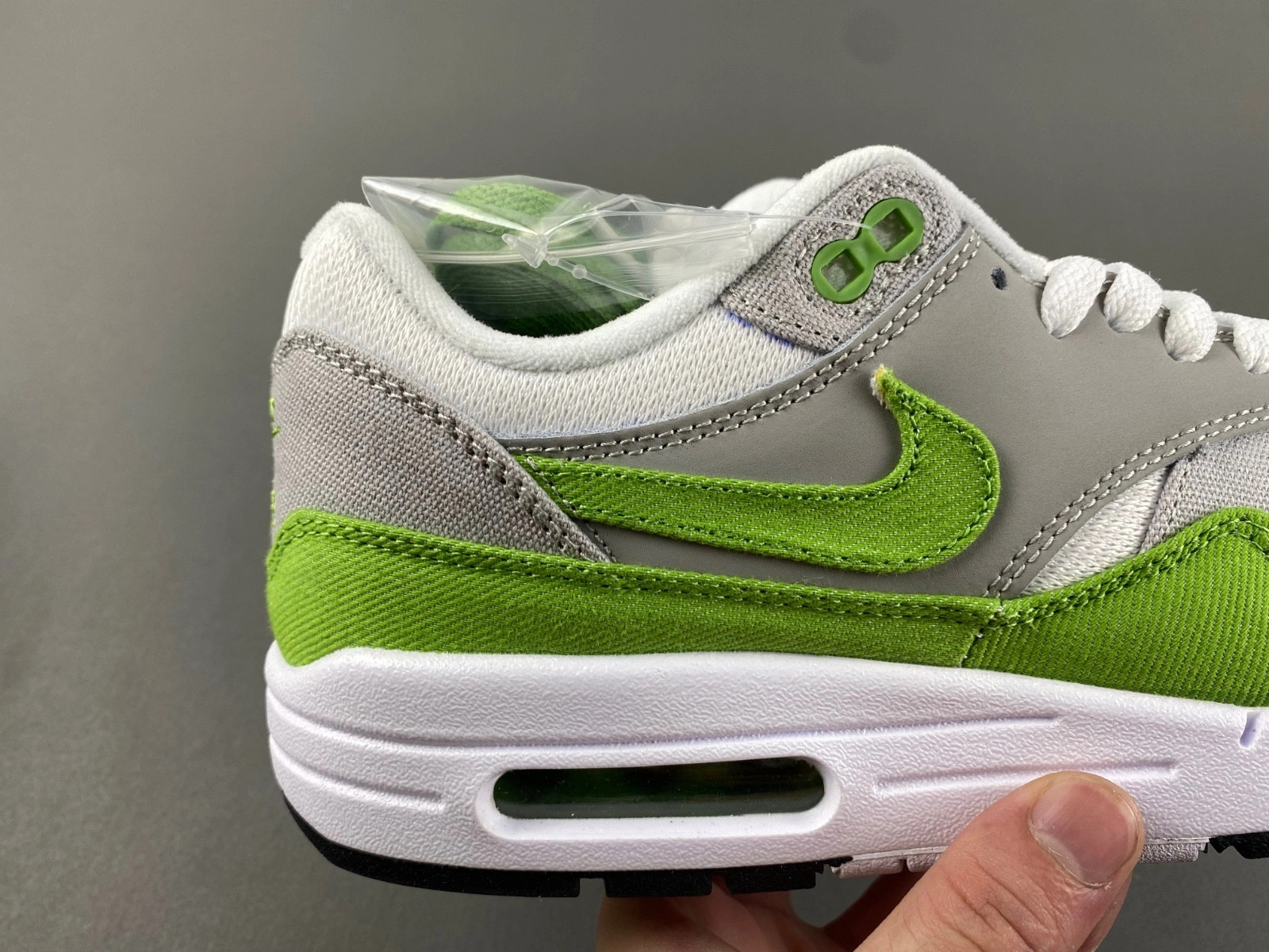 Patta x Nike Air Max 1 Chlorophyll - HF1012-300