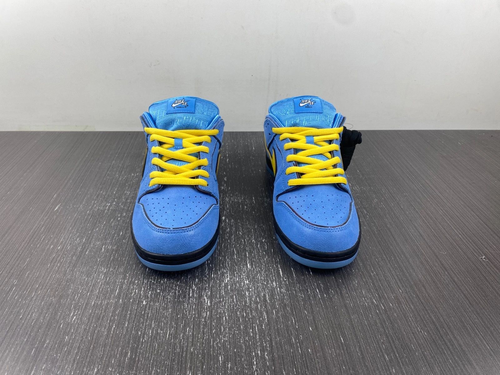 Powerpuff Girls x Nike SB Dunk Low 