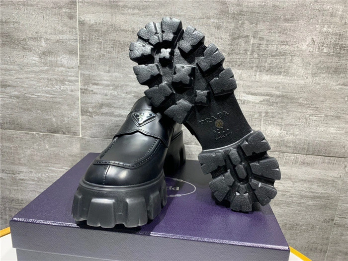 Pra leather shoes