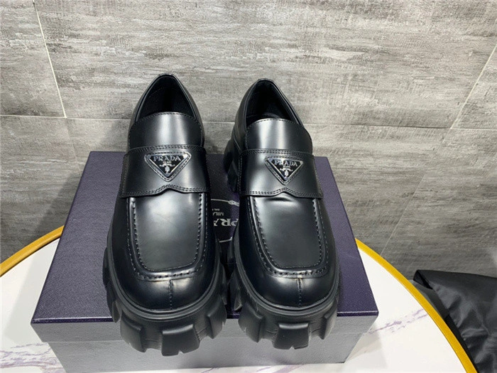 Pra leather shoes