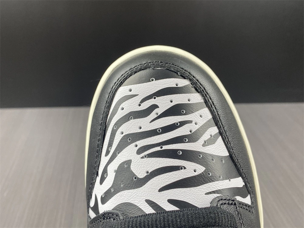 Quartersnacks x NK SB Dunk 