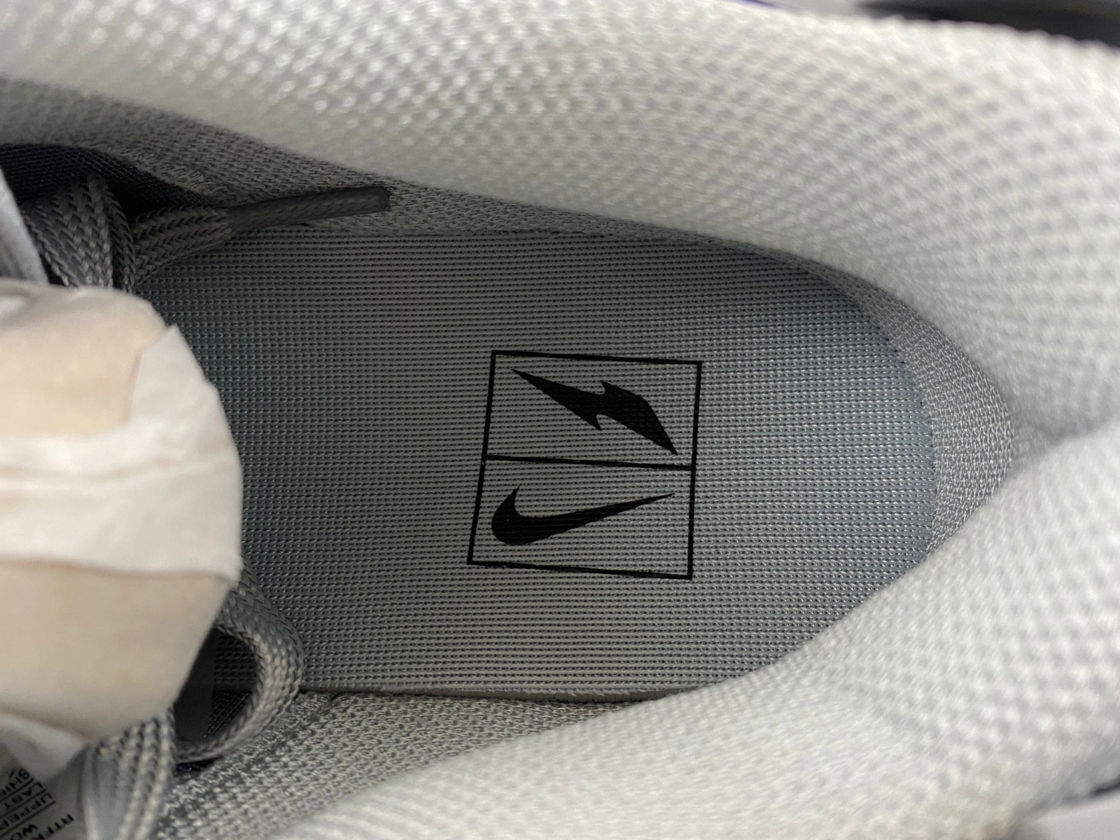 RTFKT X Dunk Genesis 'OG' - Nike  HF0438-001