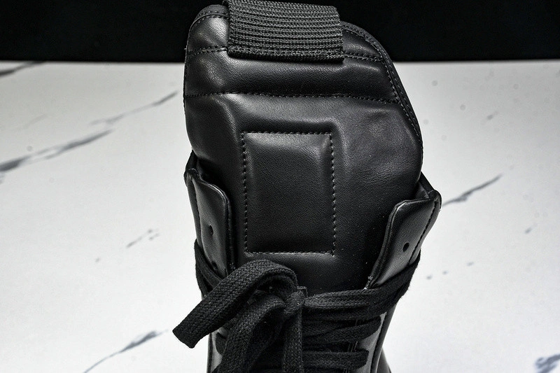 Rick Owens Sneaker