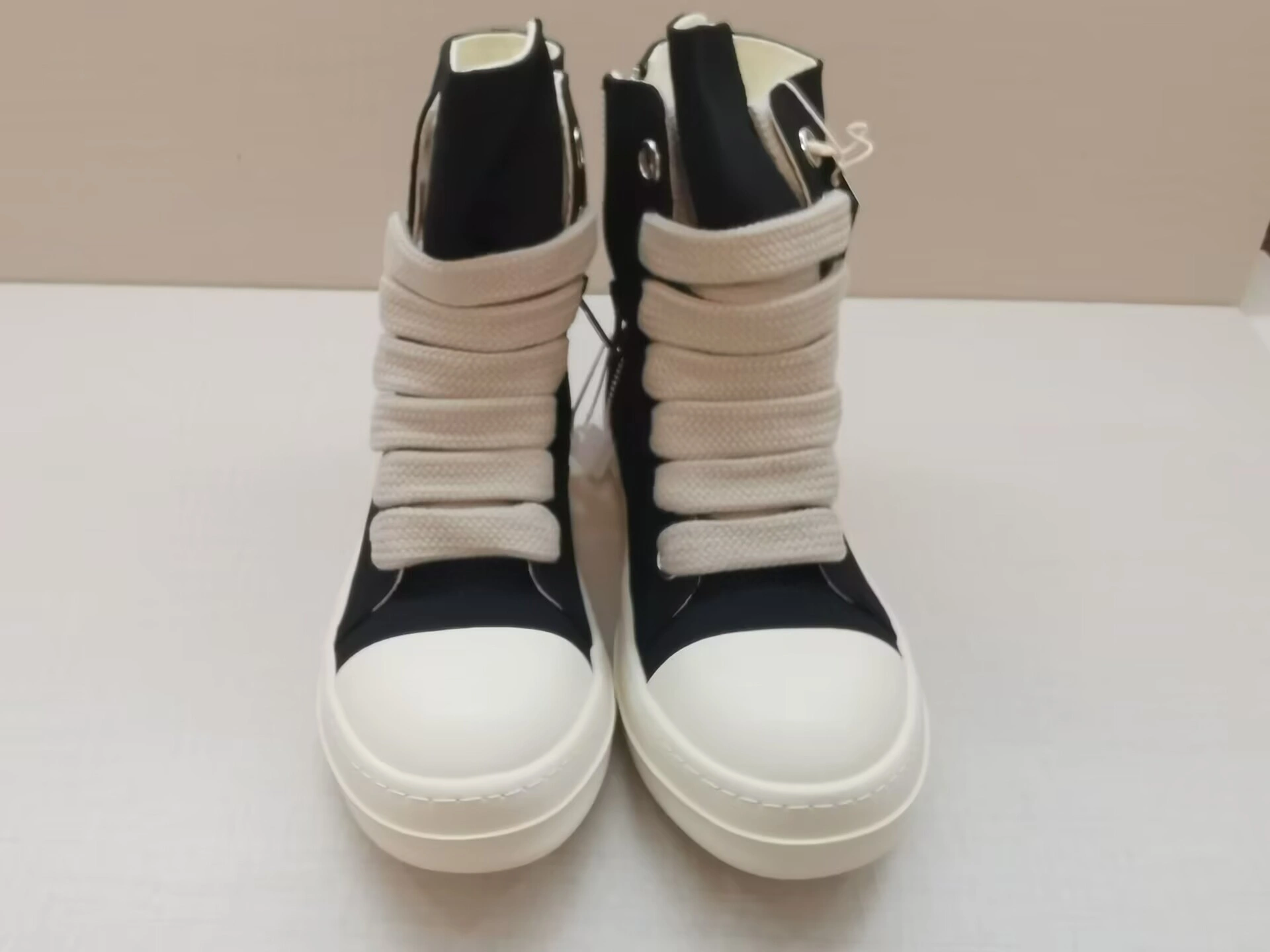 Rick ROwens Sneaker