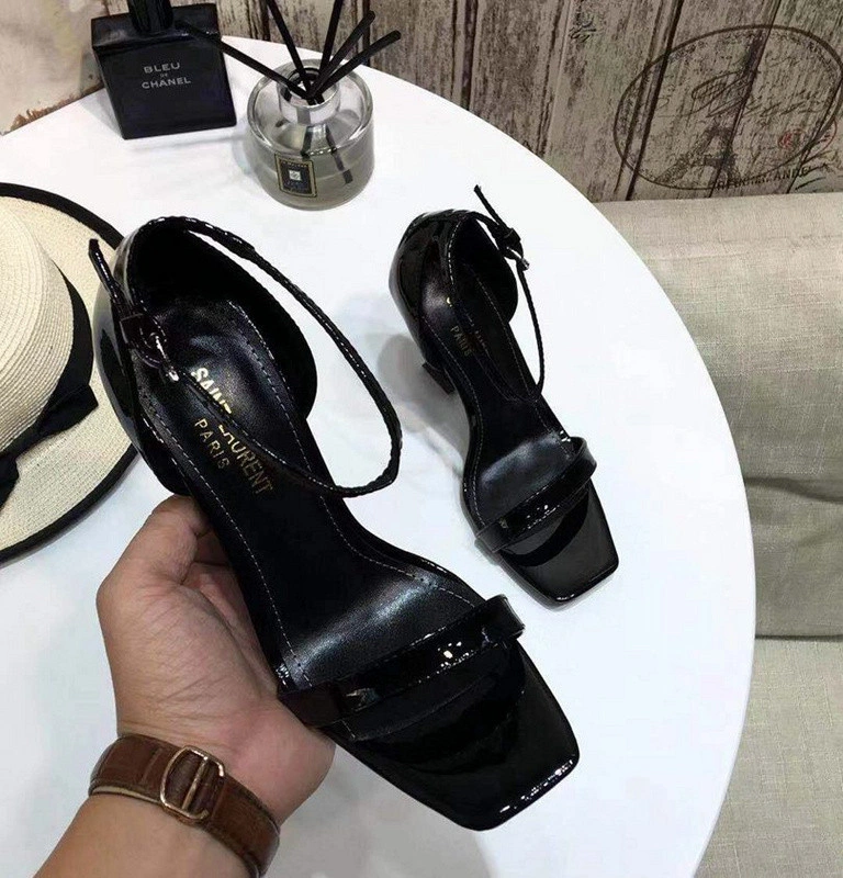 SAINT LAURENT