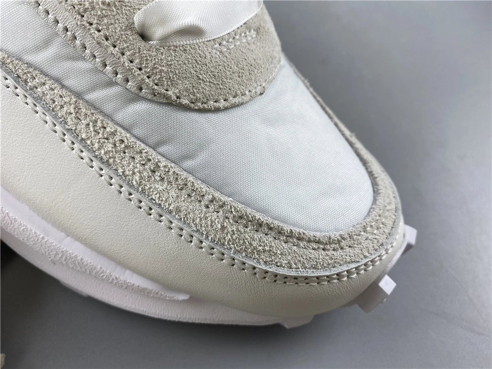 Sacai x Nike LVD Waffle  BV0073-101