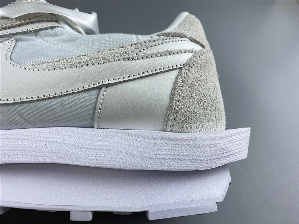 Sacai x Nike LVD Waffle  BV0073-101