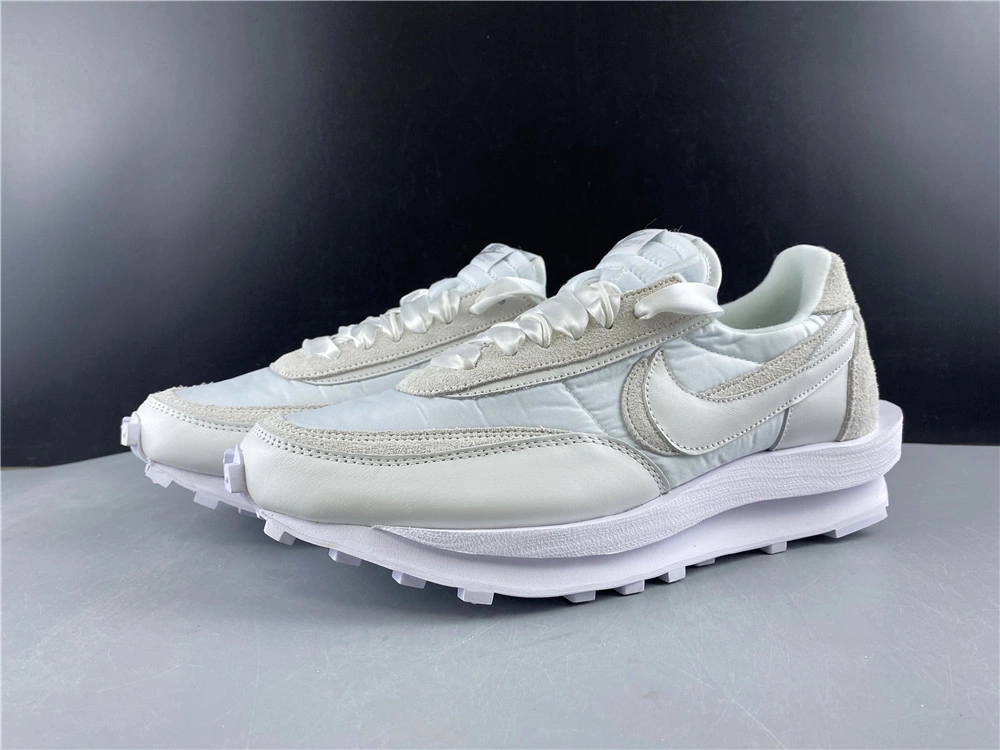 Sacai x Nike LVD Waffle  BV0073-101