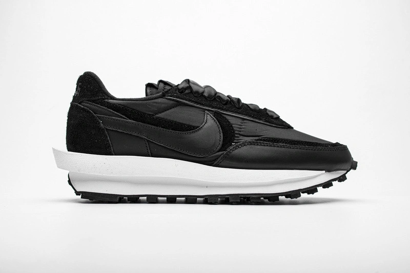 Sacai x Nike LVD Waffle Daybreak  BV0073-002