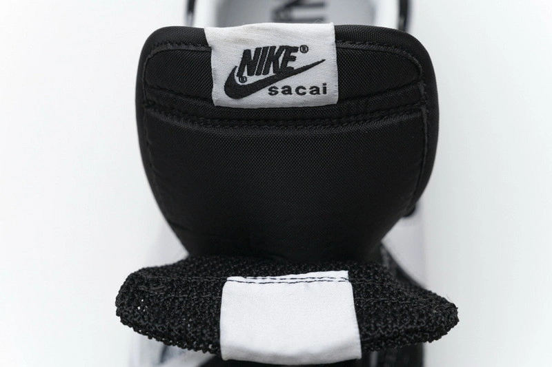 Sacai x Nike Pegasua Vaporfly Black White  CI9928 001