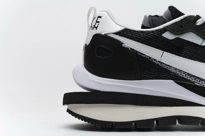 Sacai x Nike Pegasua Vaporfly Black White  CI9928 001
