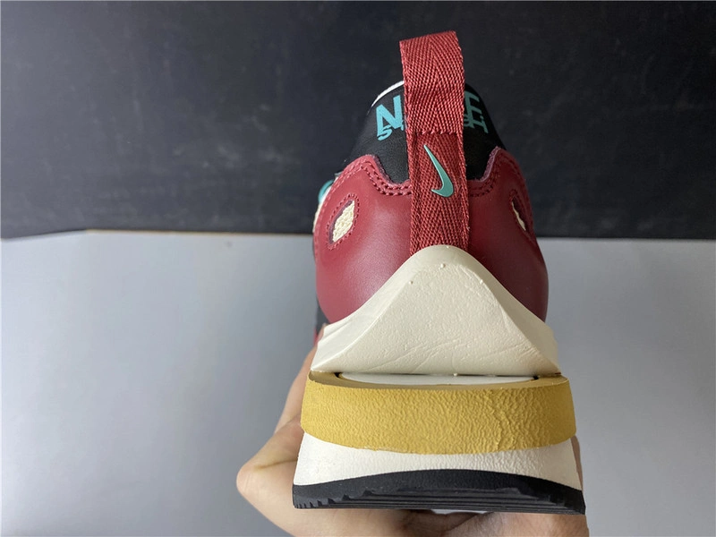 Sacai x Nike Pegasus VaporFly SP   CI9928 301